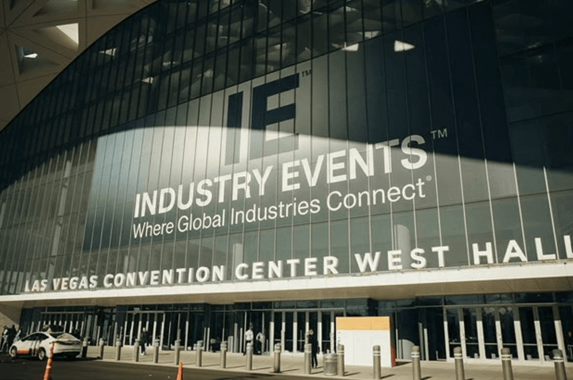 Industry Events convention floor — exhibitors connecting with B2B professionals