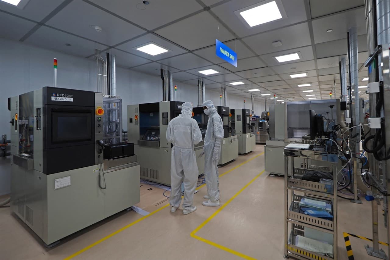India's chip packaging plants start exporting, but scale, skills, and subsidies test the next phase