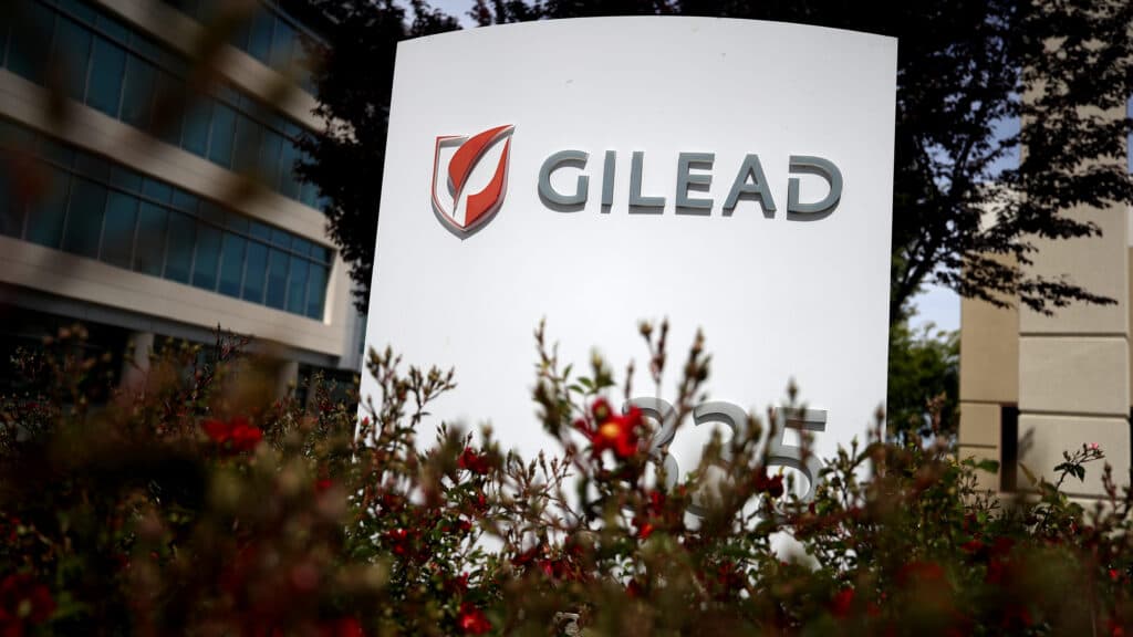 STAT+: Gilead’s IBD drug eliminated symptoms for patients, mid-stage study finds